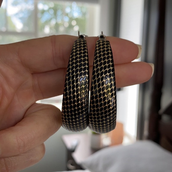 $5 ADD ON - Faux snake leather hoop earrings - Picture 2 of 3